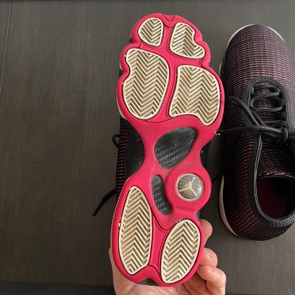 Jordan Horizon Sneakers - Picture 3 of 5